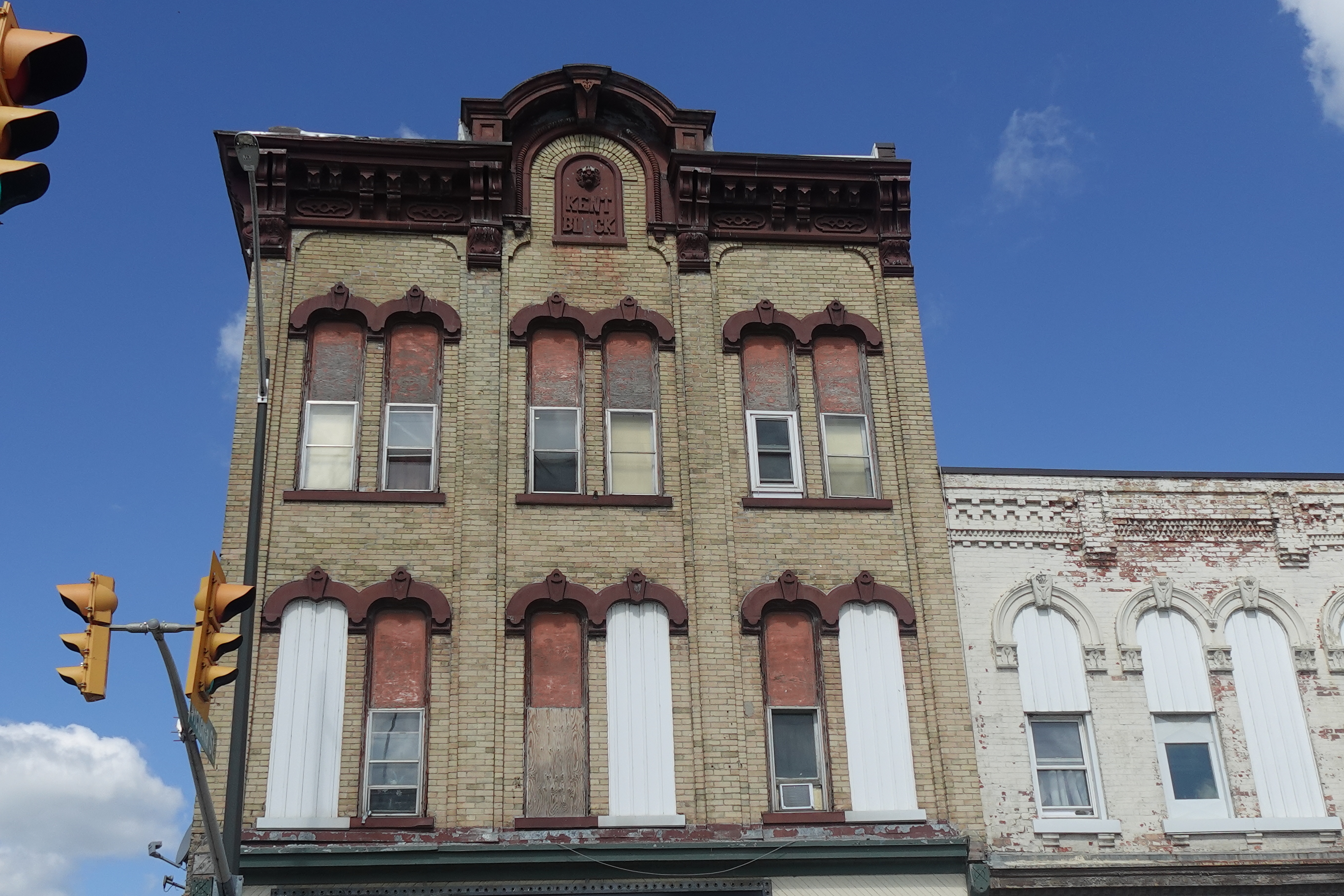 A photo of the front facade of the Kent Block