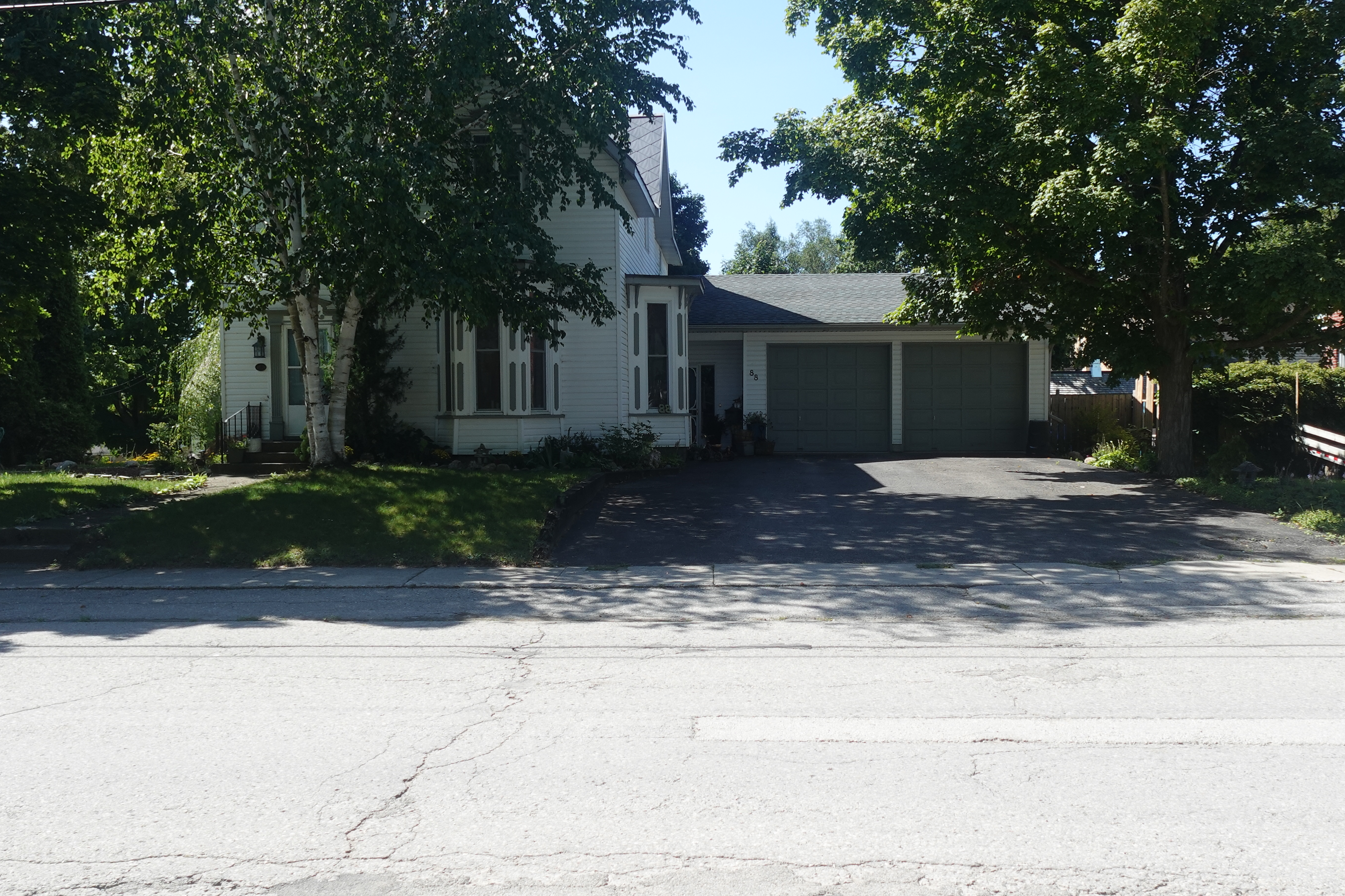 A photo of the John Connell house in Wingham, Ontario